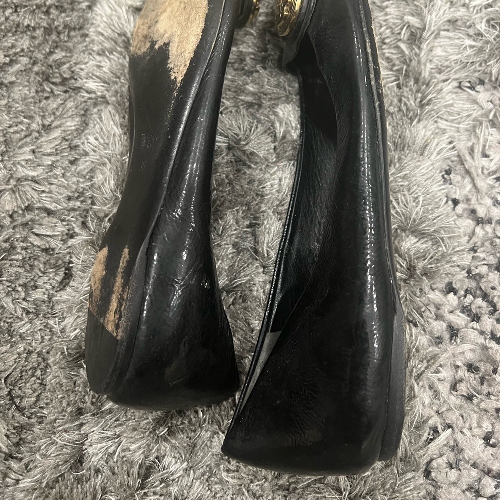 GUCCI Logo Hysteria Embellished Patent Ballerina Flats - Picture 8 of 10